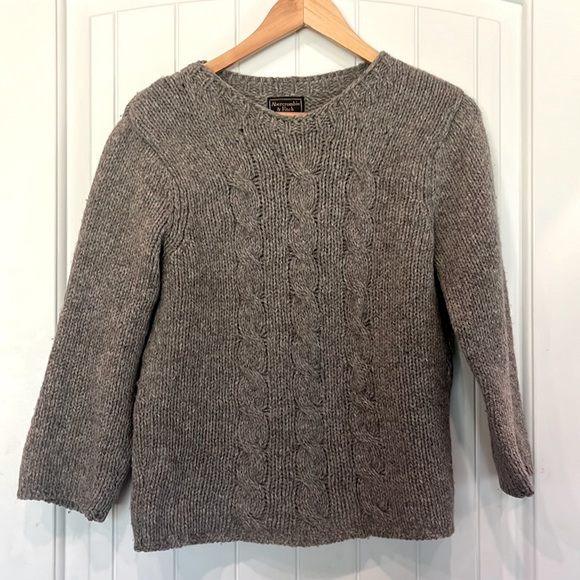 Abercrombie & fitch 100% wool sweater size Large - Picture 1 of 4